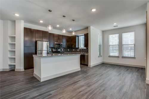 1319-950 Town Lake Dr, College Station, TX, 77845-2254 | Card Image