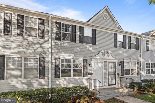 6892 Hawthorne St, LANDOVER, MD, 20785-1757 | Card Image