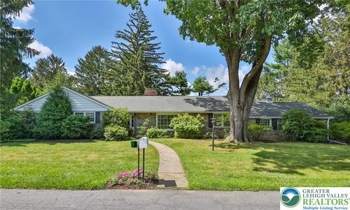 3557 Pleasant Ave, ALLENTOWN, PA, 18103-9734 | Card Image