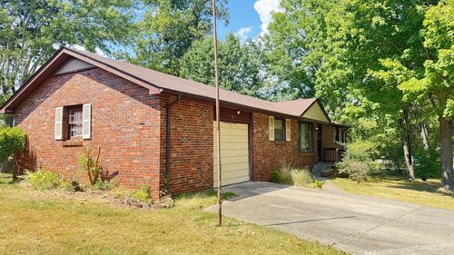 2 Lasalle St, Clarksville, TN, 37042-4026 | Card Image