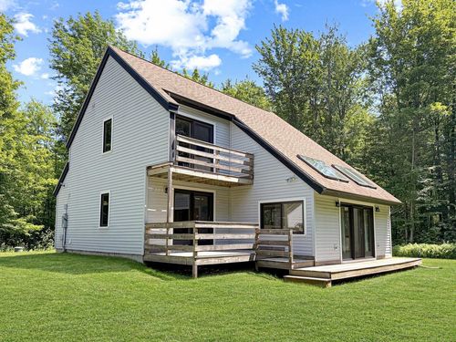 19 Mountain Rd, Westford, VT, 05494-9758 | Card Image