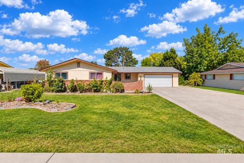 520 W Dakota Ave, Nampa, ID, 83686-2819 | Card Image