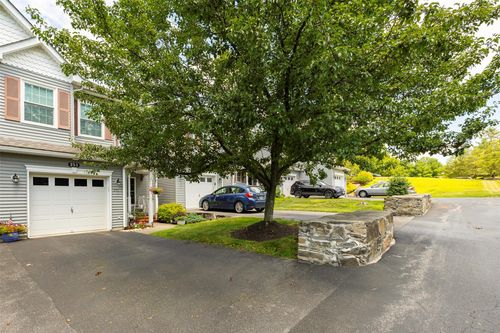 251 Pinebrook Dr, Hyde Park, NY, 12538-1853 | Card Image