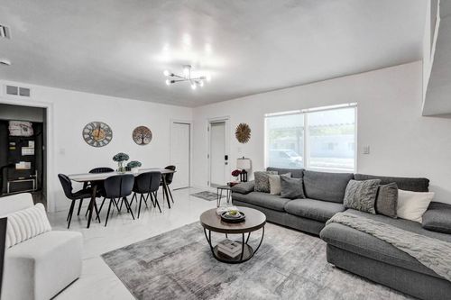 2001 Washington St, Hollywood, FL, 33020-6929 | Card Image