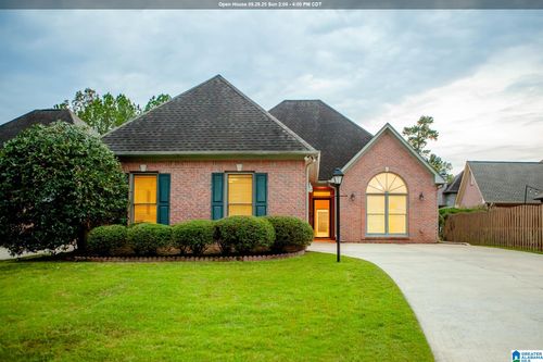 1047 Riverchase Cv, Hoover, AL, 35244-1550 | Card Image