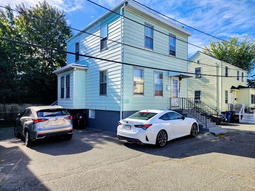 ar-25 Central Ave, Revere, MA, 02151-3019 | Card Image