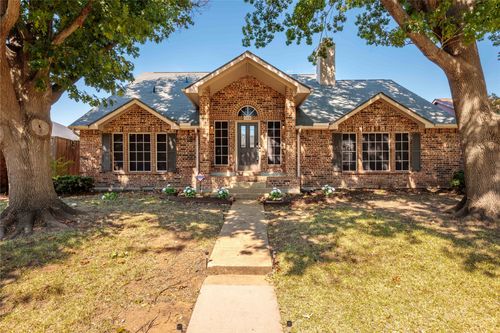 4108 Fryer St, The Colony, TX, 75056-3627 | Card Image