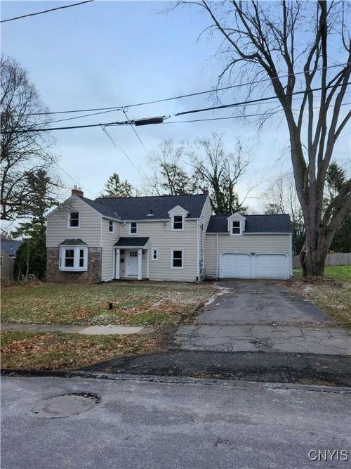 190 Canterbury Road, Dewitt, NY, 13214 | Card Image