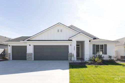 8334 E Cool River Loop, Nampa, ID, 83687-5626 | Card Image