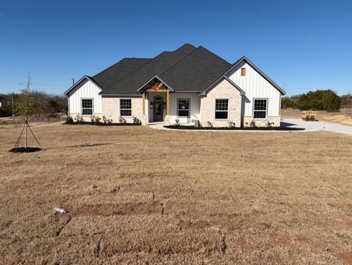 202 Coalson Xing, Azle, TX, 76020-1793 | Card Image