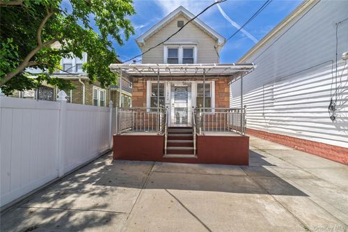 16814 110th Road, New York, NY, 11433 | Card Image