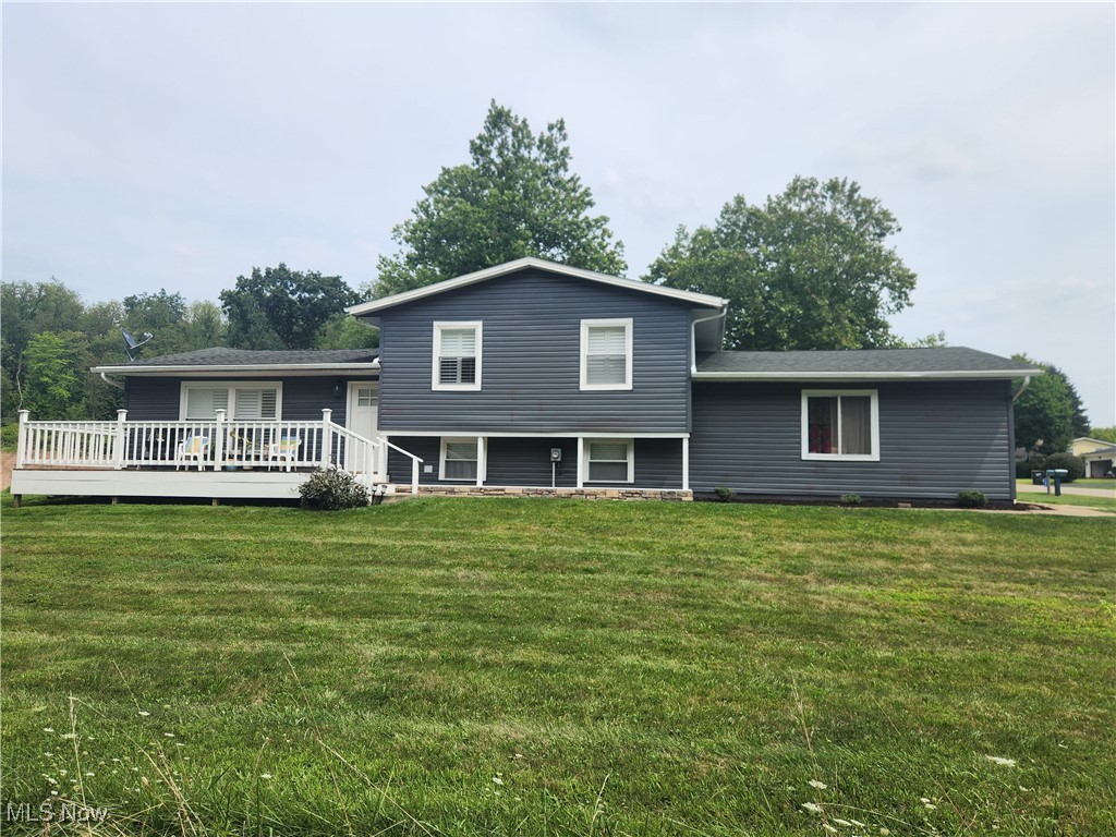 Roanoke St, Massillon, OH 44646