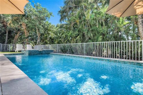 1111 Schooner Pl, SANIBEL, FL, 33957-5007 | Card Image