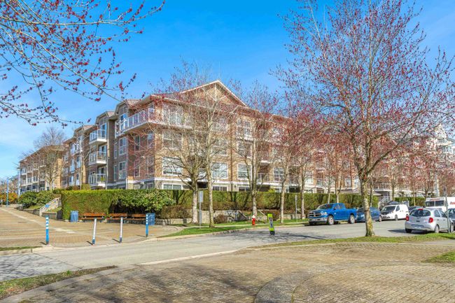 136 - 5880 Dover Crescent, Condo with 2 bedrooms, 2 bathrooms and 2 parking in Richmond BC | Image 1