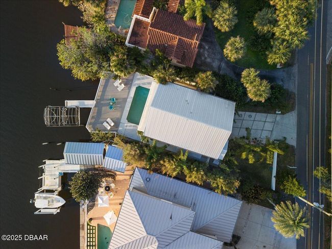 BIRDS-EYE-VIEW OF PROPERTY | Image 92
