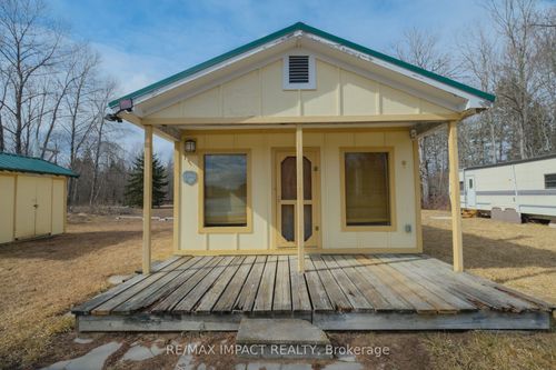 26 Thaeter Lane, Carlow/Mayo, ON, K0L1G0 | Card Image