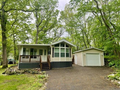 255 Vacation Blvd, Edgerton, WI, 53534 | Card Image