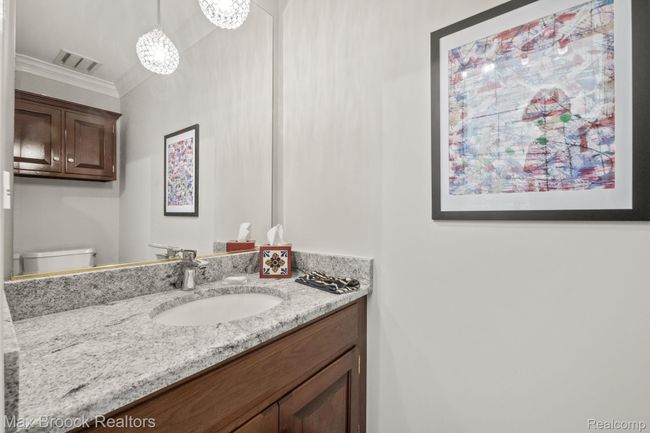 28-web-or-mls-_2166259.jpg | Image 19