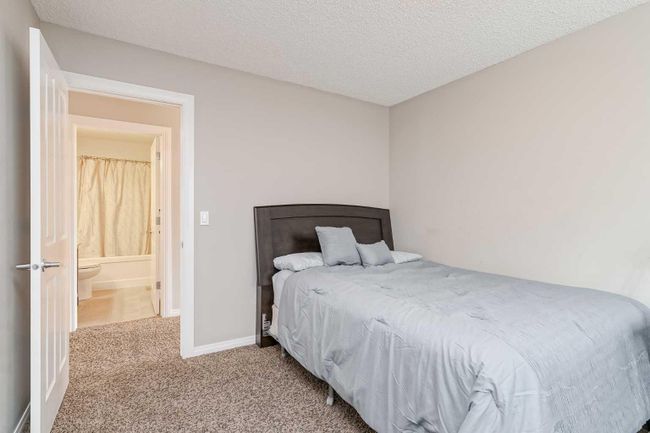 168 Cougar Ridge Manor Sw, Home with 4 bedrooms, 3 bathrooms and 4 parking in Calgary AB | Image 29