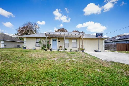 667 Se Faith Terrace, Port St Lucie, FL, 34983 | Card Image