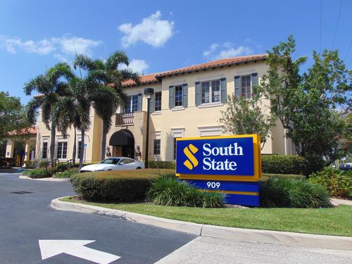 b-909 Se 5th Ave, Delray Beach, FL, 33483-5172 | Card Image