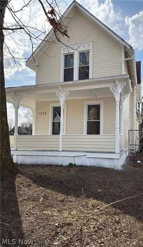 1234 E 61st St, Cleveland, OH, 44103-1454 | Card Image