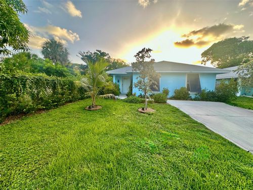 3115 Pinewood Ave, West Palm Beach, FL, 33407-5143 | Card Image