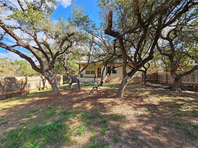 2106 Red Fox Rd, House other with 3 bedrooms, 2 bathrooms and 2 parking in Austin TX | Image 27