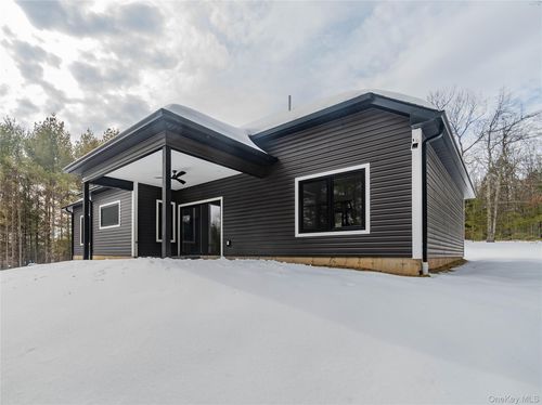 58 Dunn Town Rd, Wurtsboro, NY, 12790-5245 | Card Image