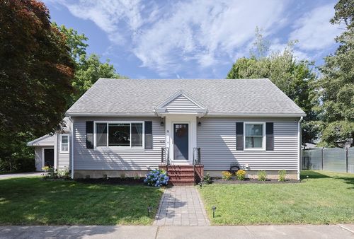 31 Davis St, Lawrence, MA, 01843-2519 | Card Image