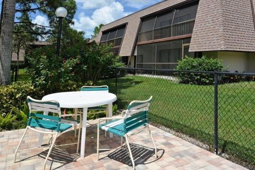20-4616 Ringwood Mdw, SARASOTA, FL, 34235-7221 | Card Image