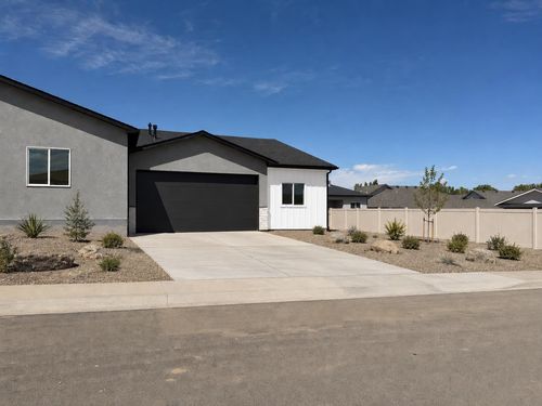 251 Sasha St, Grand Junction, CO, 81503-9408 | Card Image