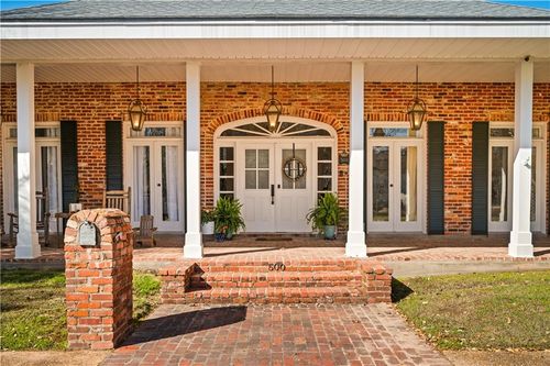 500 Wycliffe Way, Alexandria, LA, 71303-2942 | Card Image