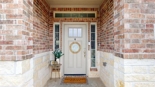 2013 Harvey Mitchell Pkwy S, College Station, TX, 77840-5102 | Card Image