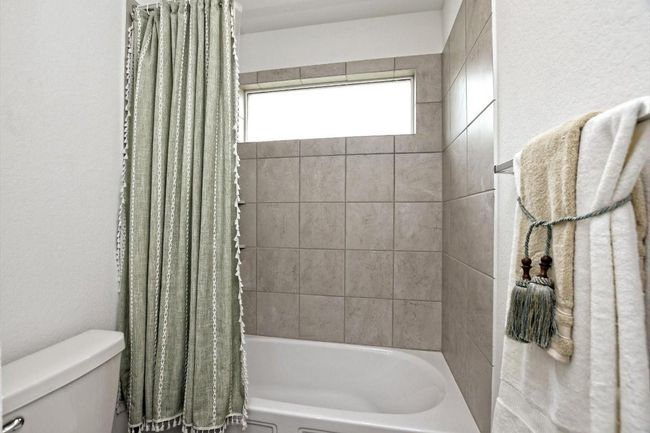 2108 Golden Grain Ln, House other with 4 bedrooms, 3 bathrooms and 2 parking in Georgetown TX | Image 23