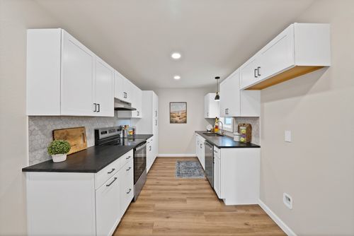 1104 E Russell Ave, Carrollton, TX, 75006-3908 | Card Image