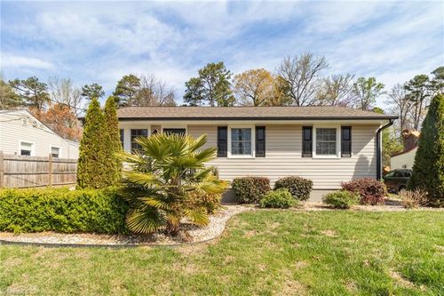 3610 Gentry St, Greensboro, NC, 27407-3342 | Card Image