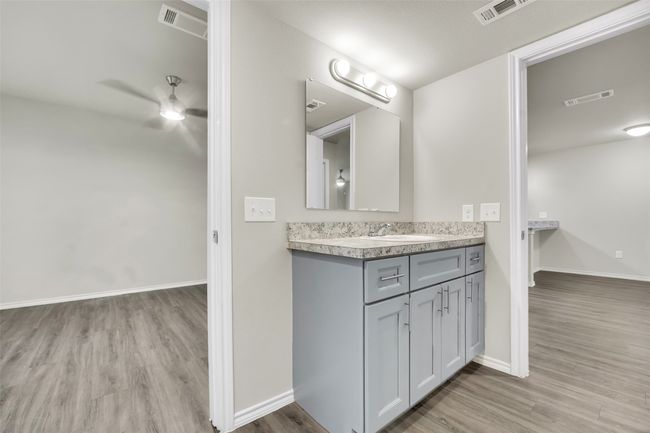 APT-201 - 6108 Abrams Rd, Condo with 2 bedrooms, 1 bathrooms and null parking in Dallas TX | Image 10