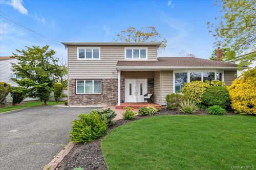 2542 Park Pl, Bellmore, NY, 11710-4506 | Card Image