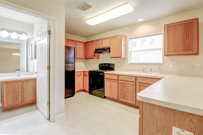 3004 Amber Oak Drive, Townhouse with 2 bedrooms, 1 bathrooms and null parking in Valrico FL | Image 10