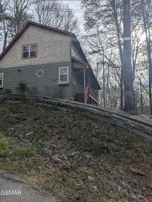 114 Cutter Gap Rd, Townsend, TN, 37882-3518 | Card Image