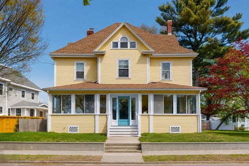 264 Court Rd, Winthrop, MA, 02152 | Card Image