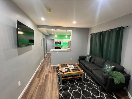apt-2-3932 Vinceton St, Observatory, PA, 15214-1840 | Card Image