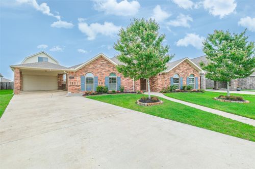6811 Gonzales Pt, Manvel, TX, 77578-1557 | Card Image