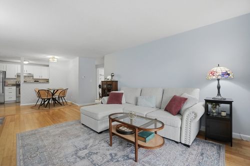 apt-11c-200 Manning St, Hudson, MA, 01749-1033 | Card Image