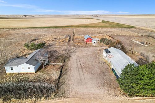 901 County Road 3, Wiggins, CO, 80654-7002 | Card Image