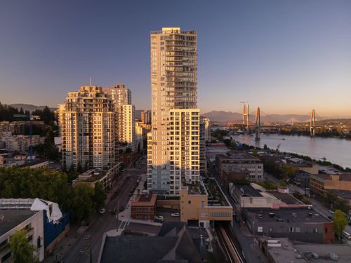 2406-618 Carnarvon St, New Westminster, BC, V3M0N9 | Card Image