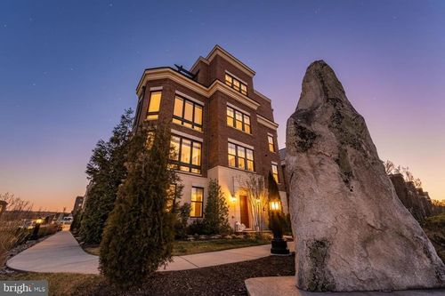 438-500 Riversail Ln, OXON HILL, MD, 20745-3481 | Card Image