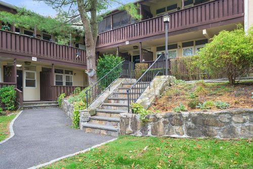 d6-103 Wiltshire Rd, Scarsdale, NY, 10583-4550 | Card Image