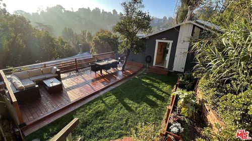 1921 Weepah Way, Los Angeles, CA, 90046-7762 | Card Image